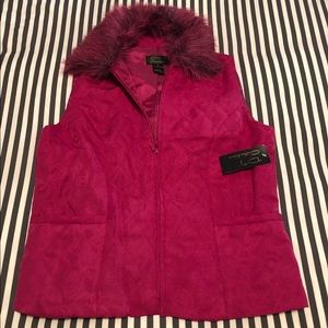 Vest with Faux Fur Removable Collar